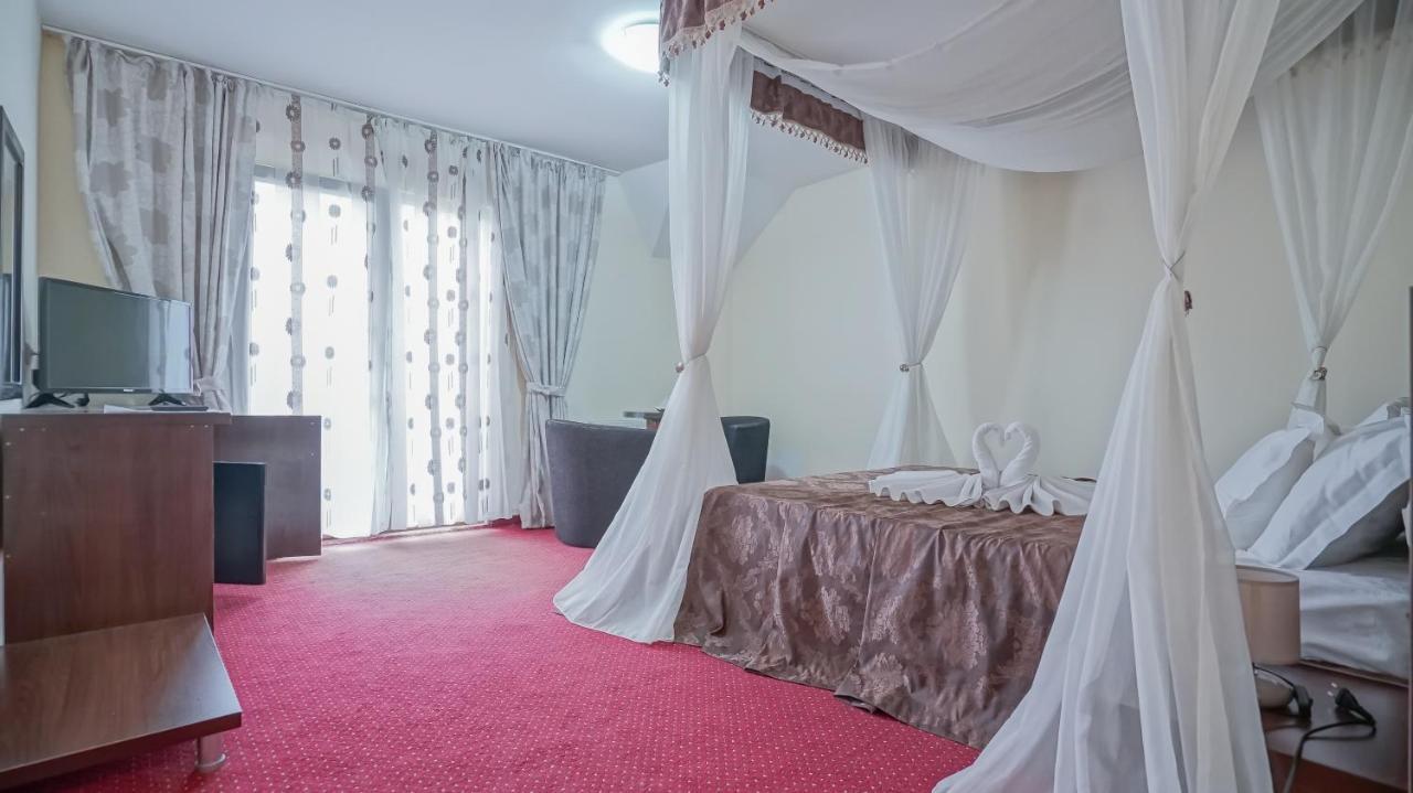 Pensiunea La Busu Bran  Buitenkant foto